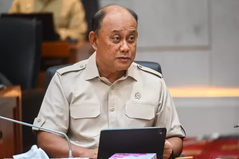 Kejagung Tetapkan Tiga Eks Pimpinan BGN Jadi Tersangka, Dugaan Korupsi Guncang Program Strategis Nasional